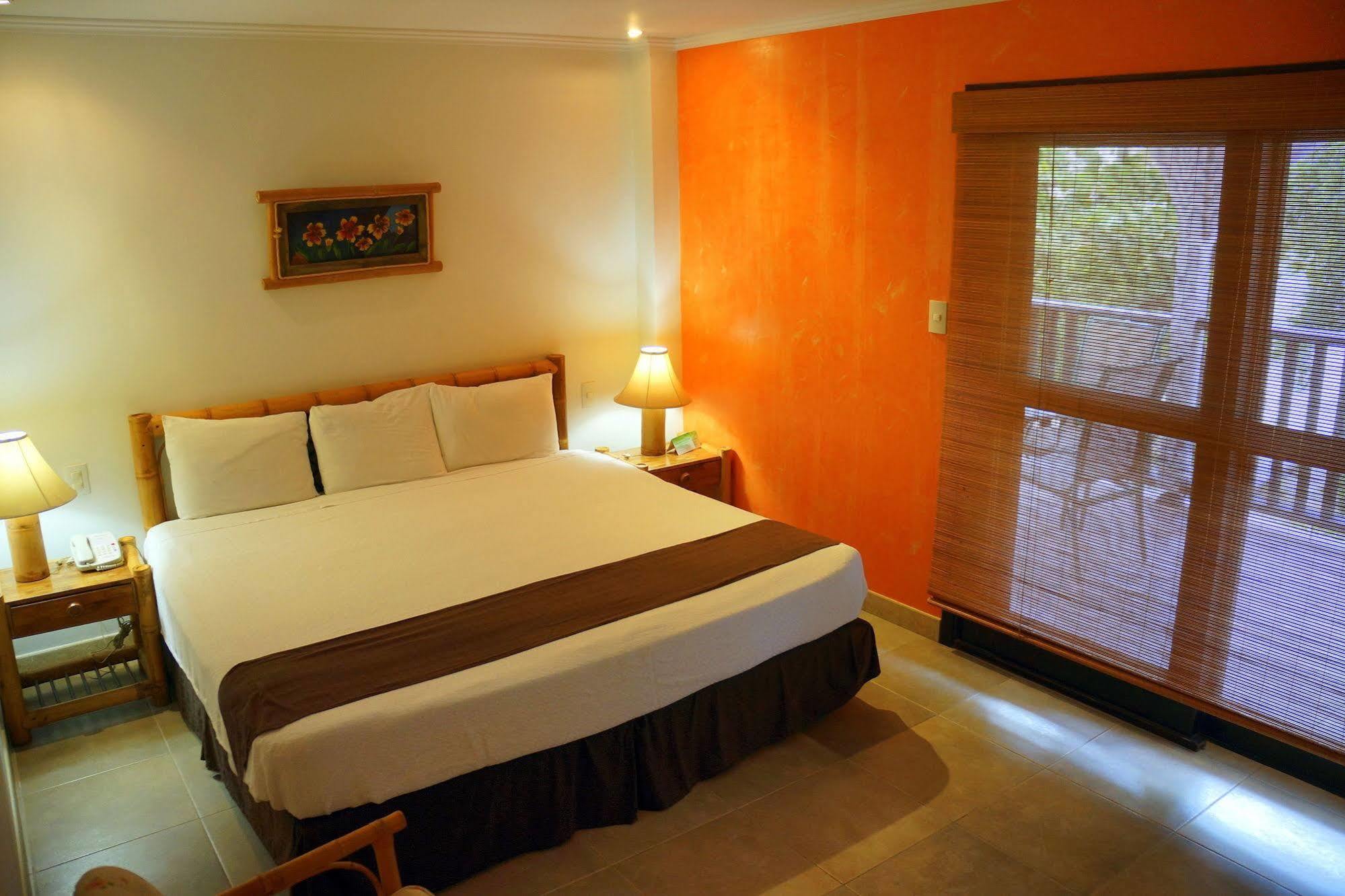 Tranquility Bay Antigua Hotell Jolly Harbour Eksteriør bilde
